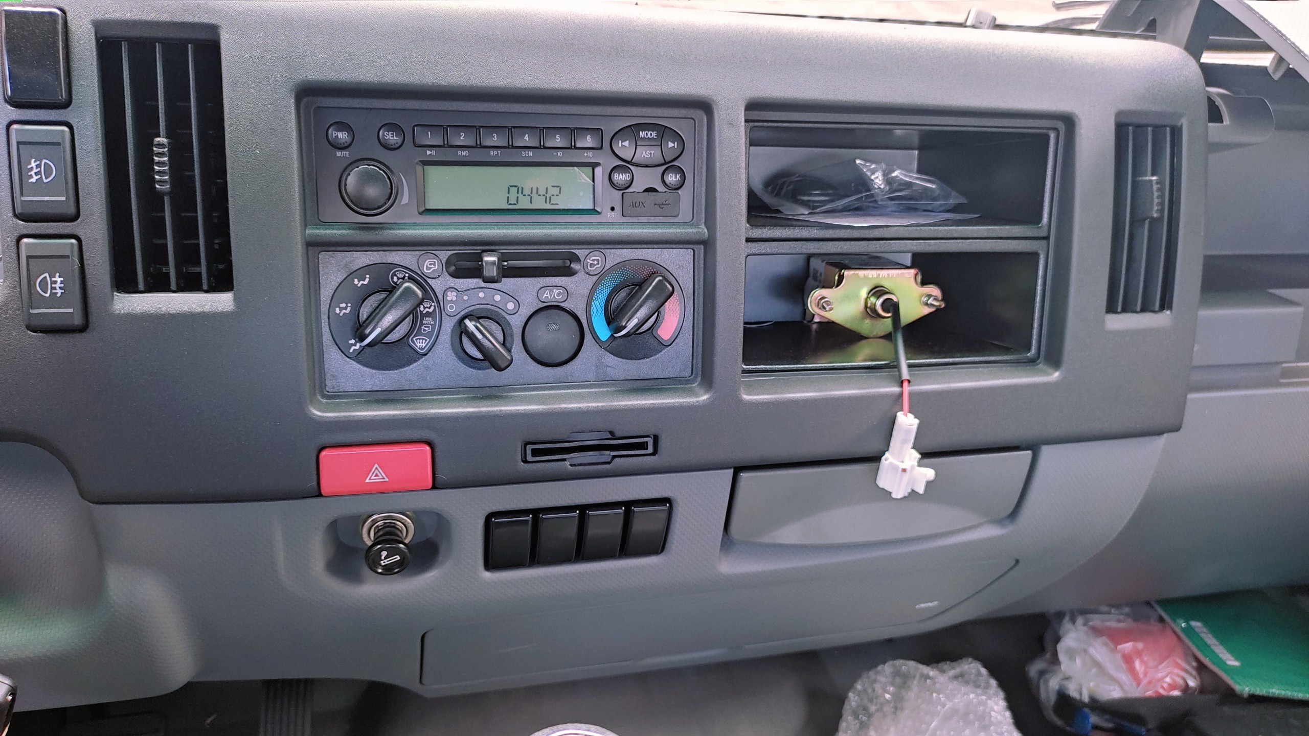 Hệ thống radio trang bị sãn xe tải JAC N900