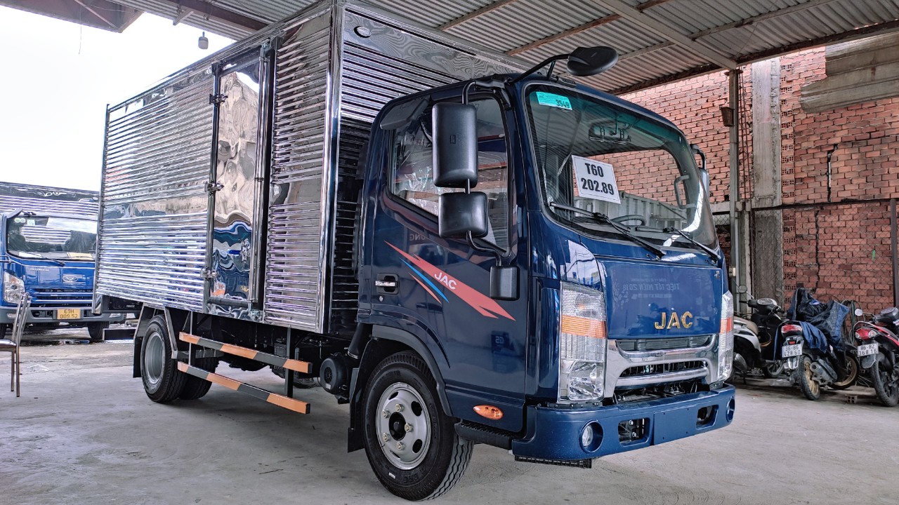 xe tải JAC N350 S màu xanh